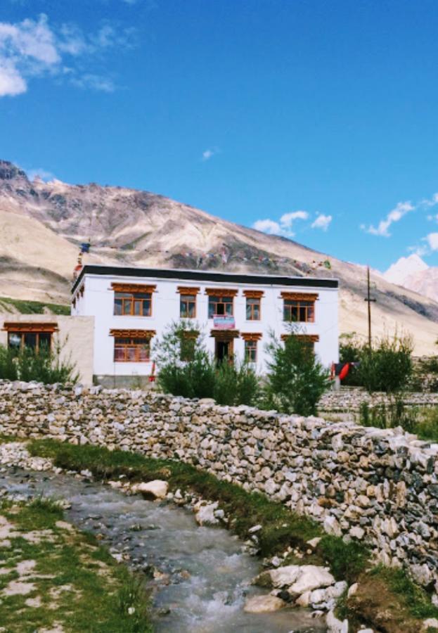 Hotel Rigyal Padam Екстериор снимка